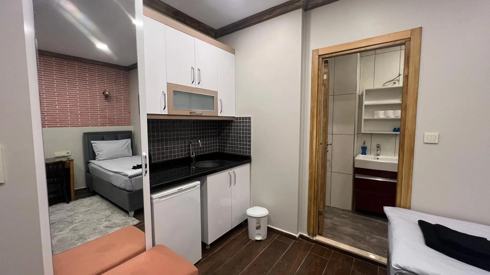 アパートホテル Kamer Apart Hotel イスタンブール