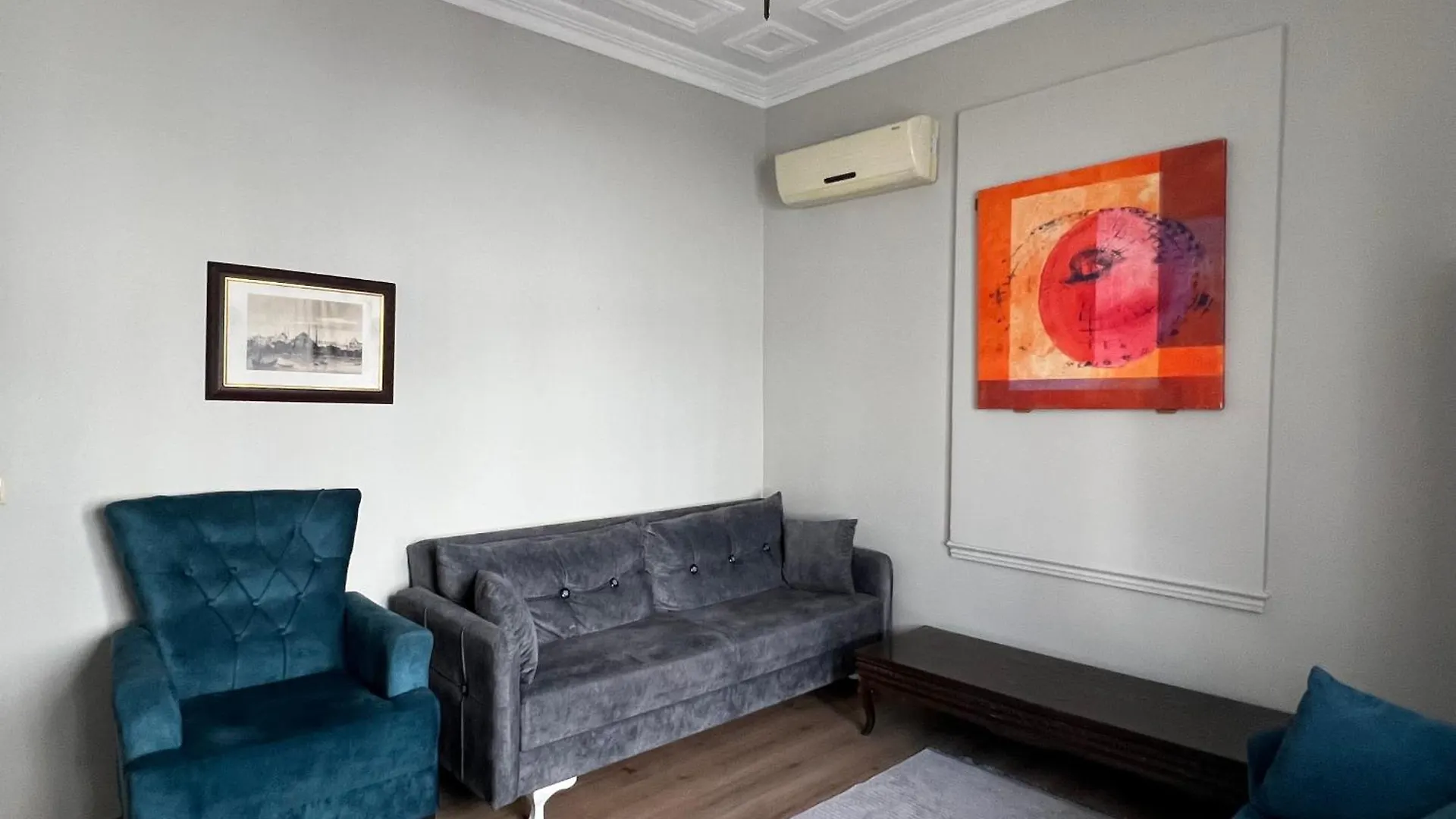 Kamer Apart Hotel イスタンブール アパートホテル