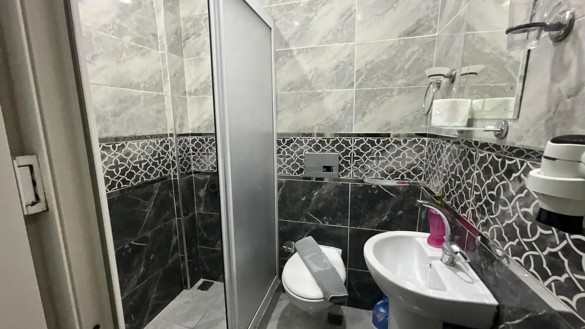 アパートホテル Kamer Apart Hotel イスタンブール